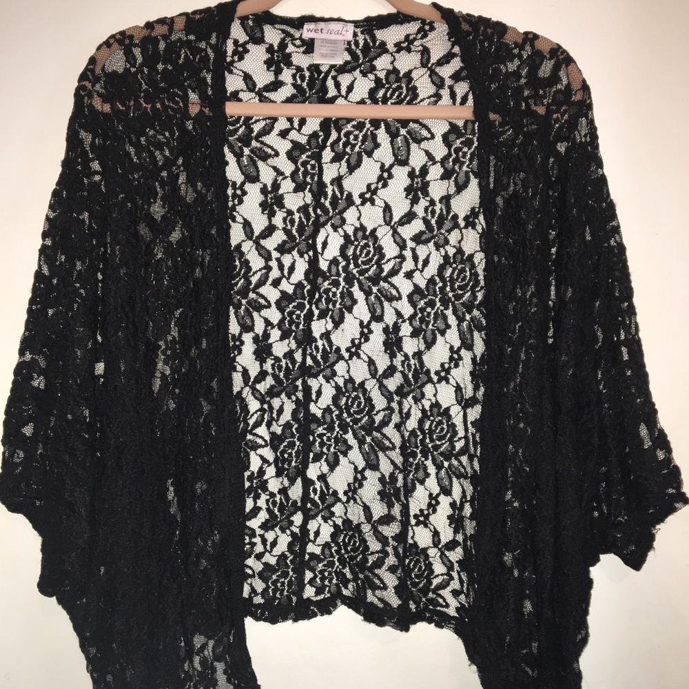 Wet Seal + Floral Lace Shrug